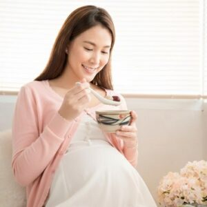 Bà bầu nên ăn yến vào tháng mấy?